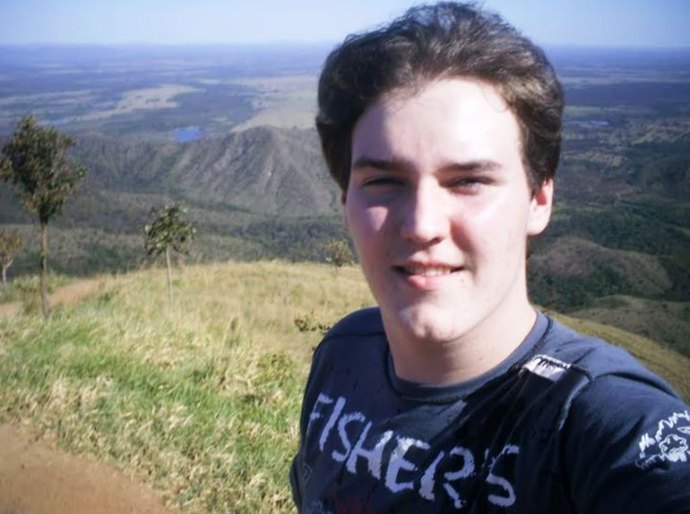 Covid 19 já infectou 232 médicos e matou 4 em MT que estão na linha de frente; A última vítima foi Fernando Gurginski, de 26