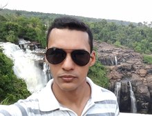 Armado, embriagado e reincidente: policial penal atira em local público e apavora clientes em MT