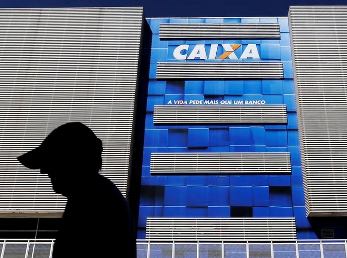 Caixa paga hoje auxílio emergencial a nascidos em julho