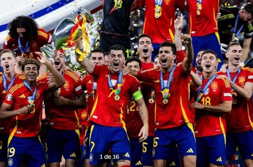 Espanha vence a Inglaterra e se torna primeira tetracampeã da Eurocopa