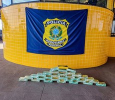 PRF apreende mais de 30 kg de cocaína em ação integrada na BR-070 em Barra do Garças,MT