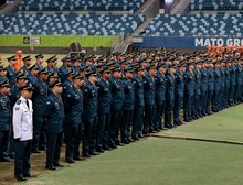 Governo de MT oficializa promoção de 513 militares, entrega viaturas e anuncia novo Comando Geral do Corpo de Bombeiros
