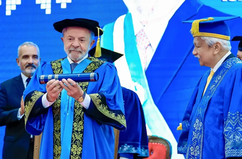 Lula recebe título de Doutor Honoris Causa na Malásia