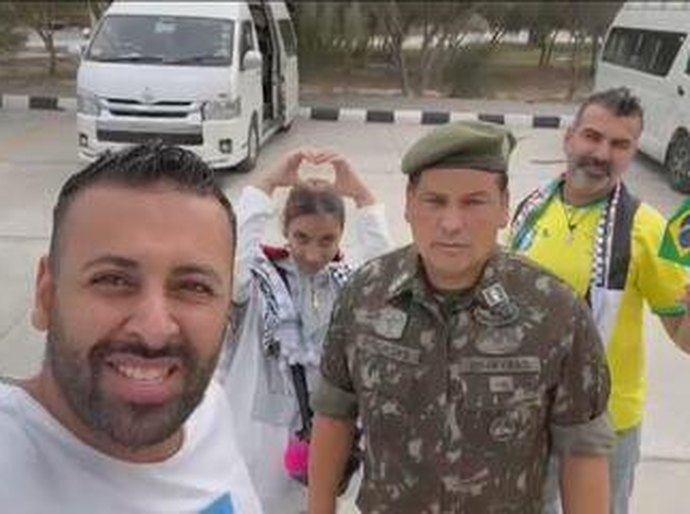 Brasileiros que deixaram Gaza chegam ao Cairo e devem pousar no Brasil amanhã