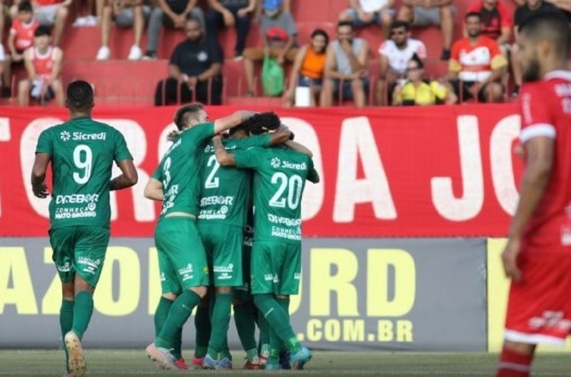 Em jogo intenso, Cuiabá vence o União e abre vantagem na final do Mato-grossense de 2022