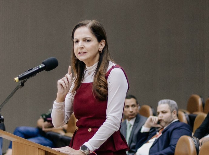 Gisela Cardoso cobra investigação “a fundo” sobre fatos envolvendo Alexandre de Moraes e Daniel Vorcaro