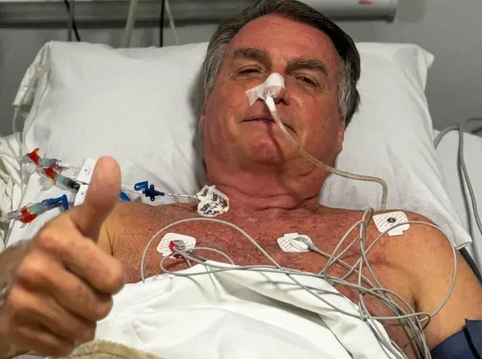 Por que Bolsonaro fez várias cirurgias após facada: 'Quanto mais mexe, maior o risco'