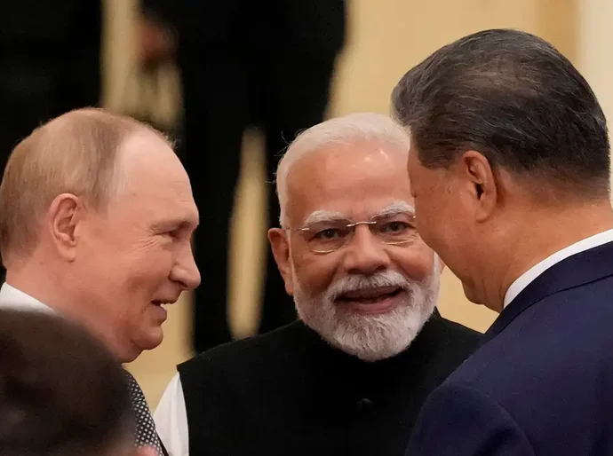 China propõe nova ordem mundial ao lado da Rússia e da Índia