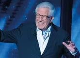 Morre Peppino di Capri, ícone da música italiana, aos 86 anos