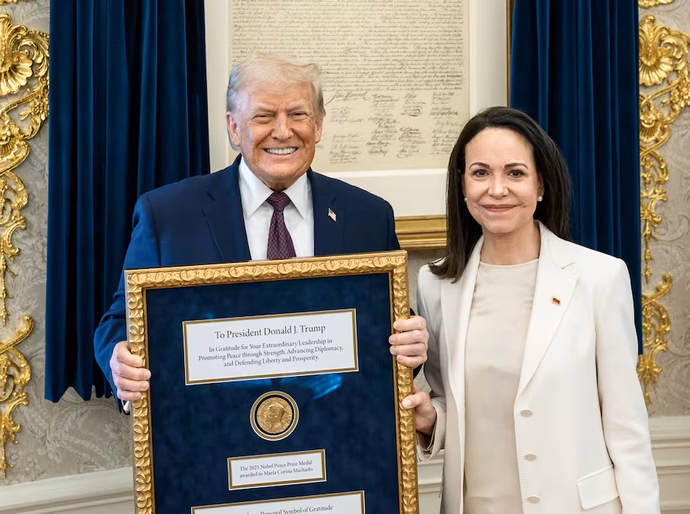Trump aceita medalha do Prêmio Nobel da Paz de María Corina