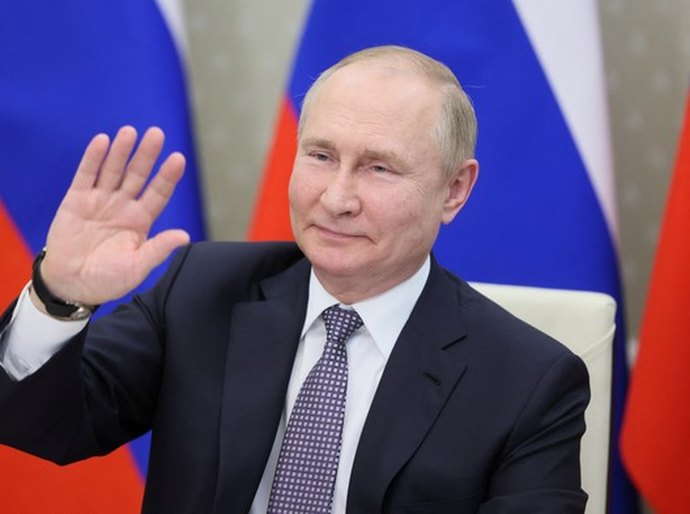 Sob ameaça de prisão, Putin cancela viagem à África do Sul para cúpula dos Brics