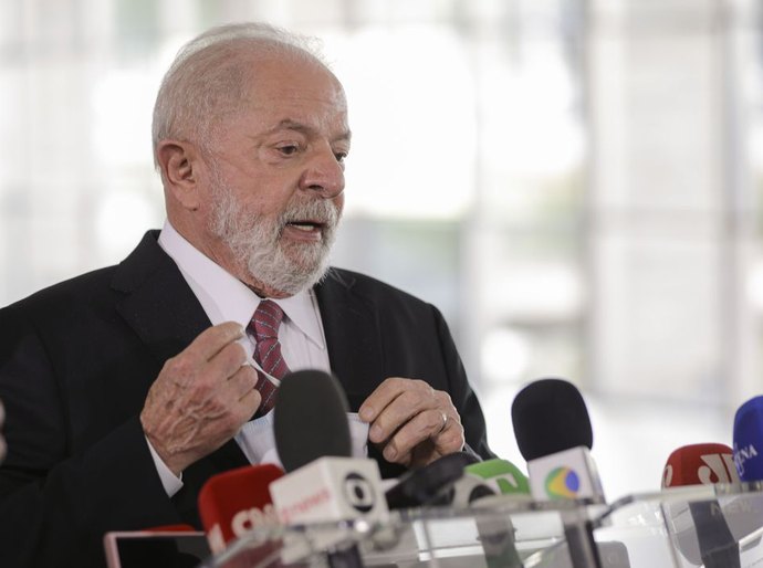 Presidente Lula recebe alta dois dias após cirurgia no quadril