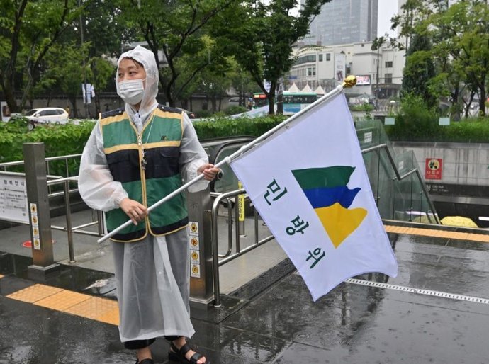Coreia do Norte reabre fronteiras fechadas pela Covid e permite entrada de cidadãos sob quarentena