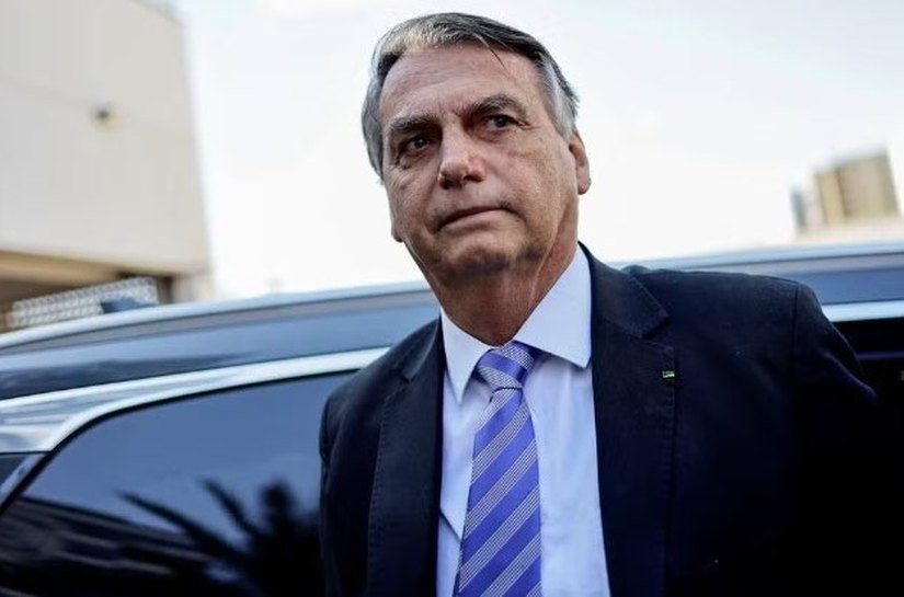 PF intima Bolsonaro a depor sobre tentativa de golpe