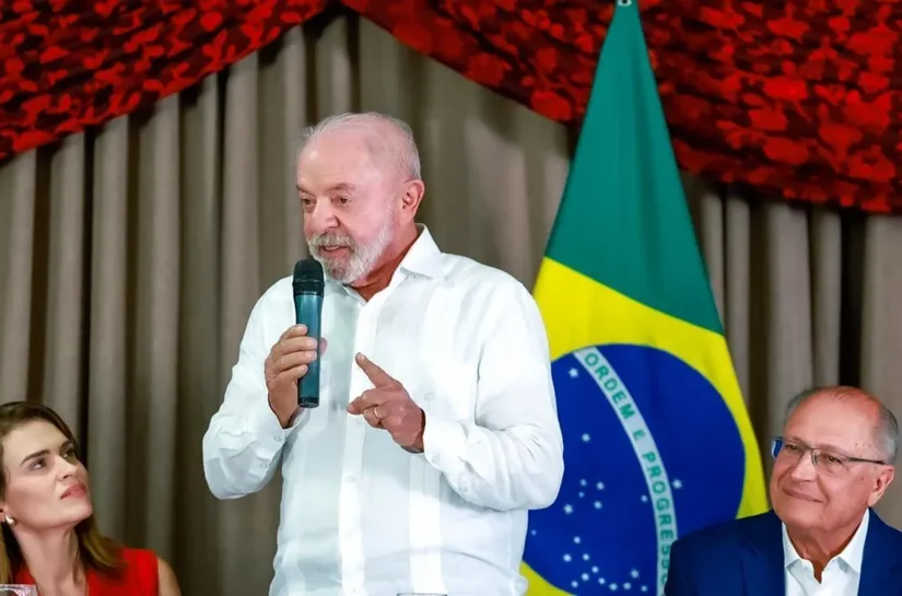 Lula avalia acelerar reforma do Judiciário e criar supersecretaria