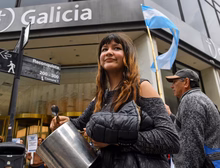 O assédio de cobradores de dívidas leva devedores na Argentina ao limite: 'Pensei em tirar a minha própria vida'