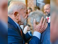 Lula embarca para o Uruguai nesta quinta para ir a velório de Pepe Mujica