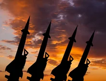 EUA aceleram venda US$ 8 bilhões em armas para países do Oriente Médio