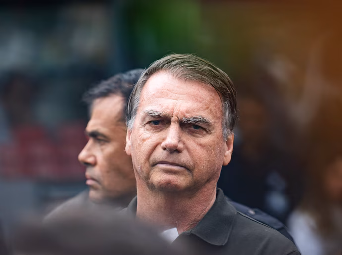 Sem líder claro, direita está dividida após prisão de Bolsonaro, diz Economist