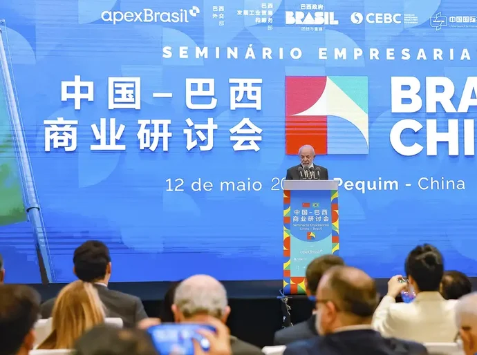 China ampliará em US$ 27 bilhões investimentos no Brasil, anuncia Lula