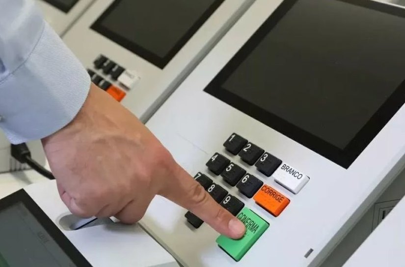 TSE abre fiscalização do código-fonte das urnas eletrônicas que serão usadas nas eleições municipais de 2024