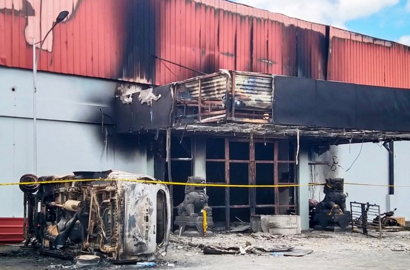 Briga e incêndio deixam 18 mortos em discoteca na Indonésia
