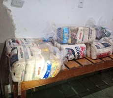 Polícia Civil apreende cocaína e cestas básicas ligadas à facção criminosa