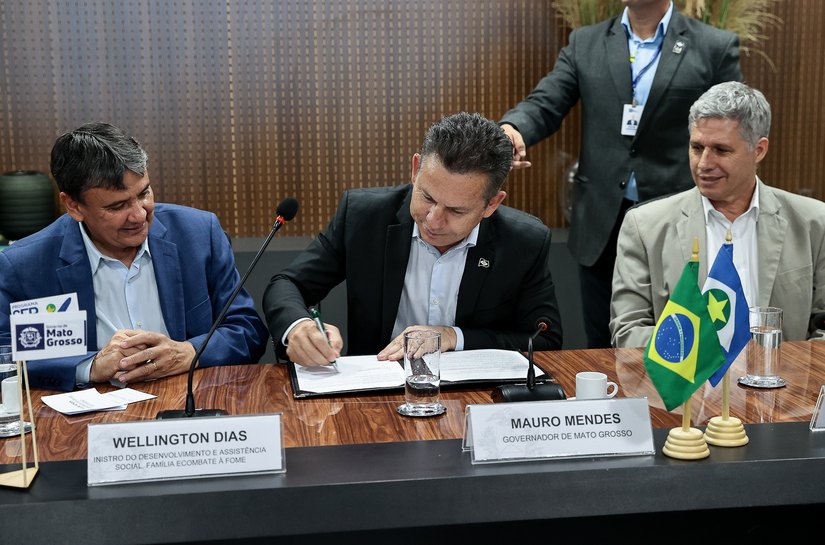 Mendes assina convênios com ministros para o combate à fome, qualificação e empregabilidade em MT