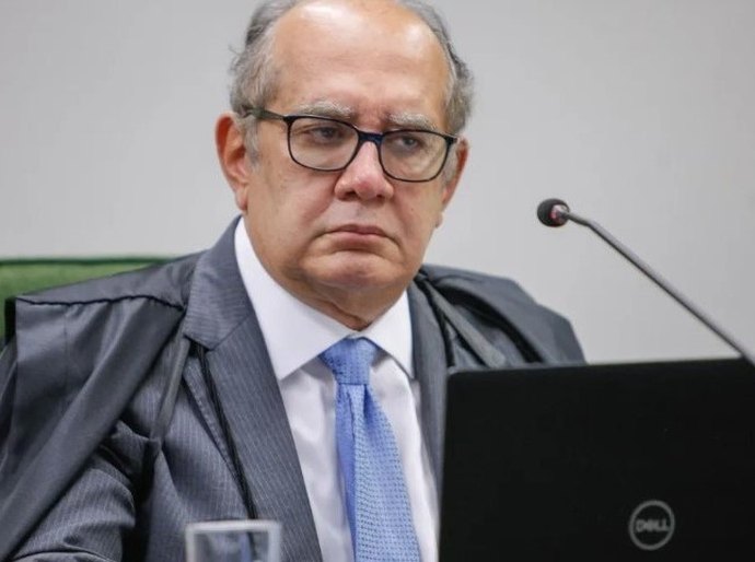 “Saímos de especulações para provas”, diz Gilmar Mendes sobre indiciamento de Bolsonaro