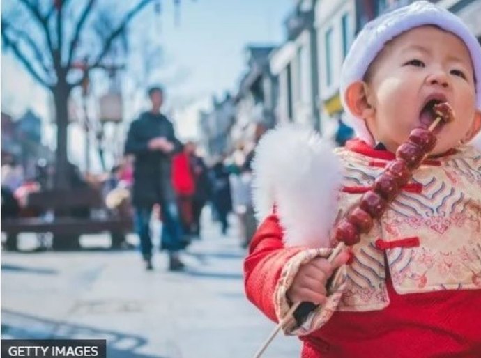 O que população em queda significa para ambições econômicas da China