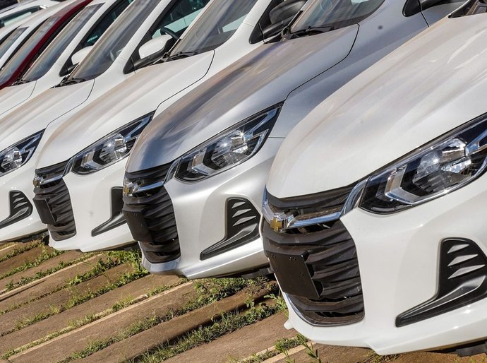 Vendas de automóveis no Brasil têm alta de 9,2% no ano
