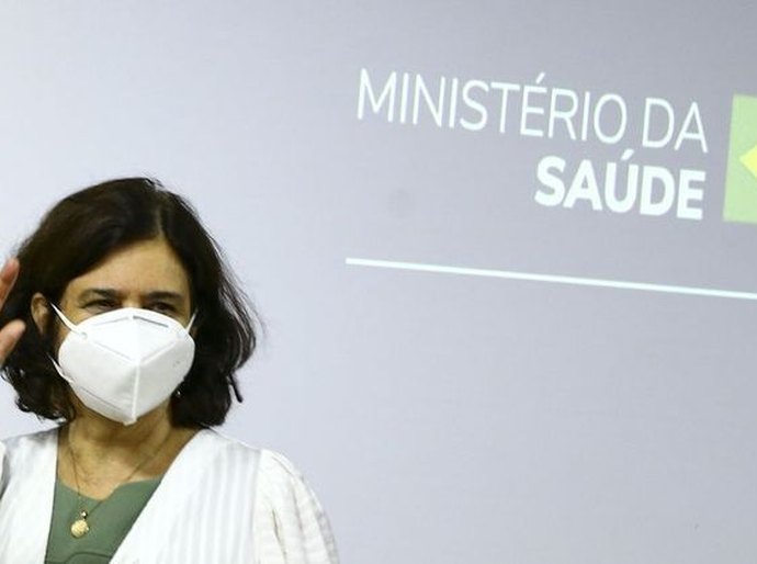 Programa mais médicos volta, e cubanos vão poder se inscrever, diz ministra Nísia Trindade