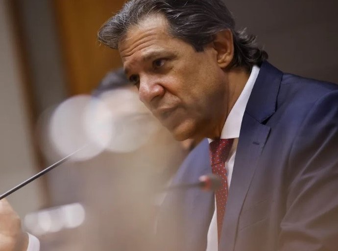 Haddad sugere ampliar cashback sobre carne em vez de isentar produtos na reforma tributária