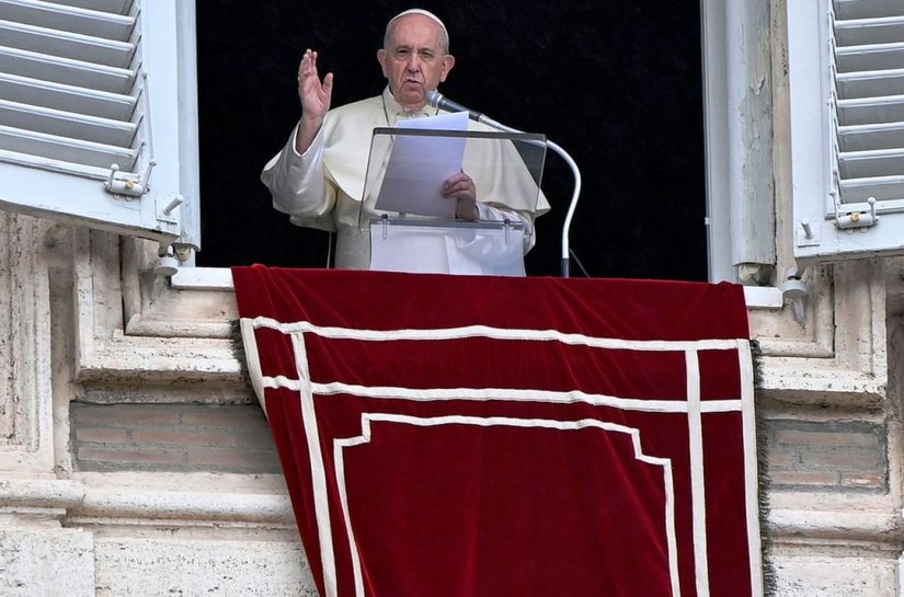Papa Francisco critica neoliberalismo e populismo em seu documento mais político