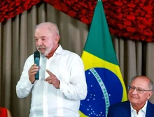 Lula avalia acelerar reforma do Judiciário e criar supersecretaria