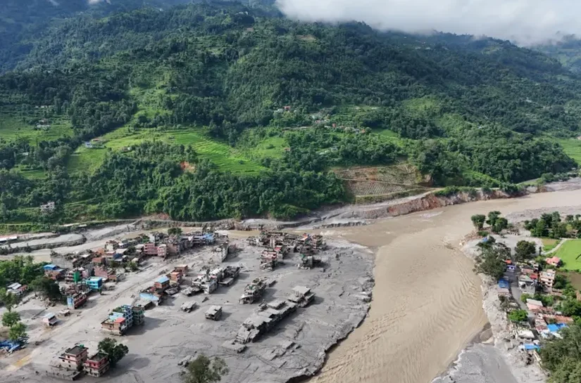 Nepal confirma 389 mortes e busca mais de 900 desaparecidos em meio a risco de nova enchente