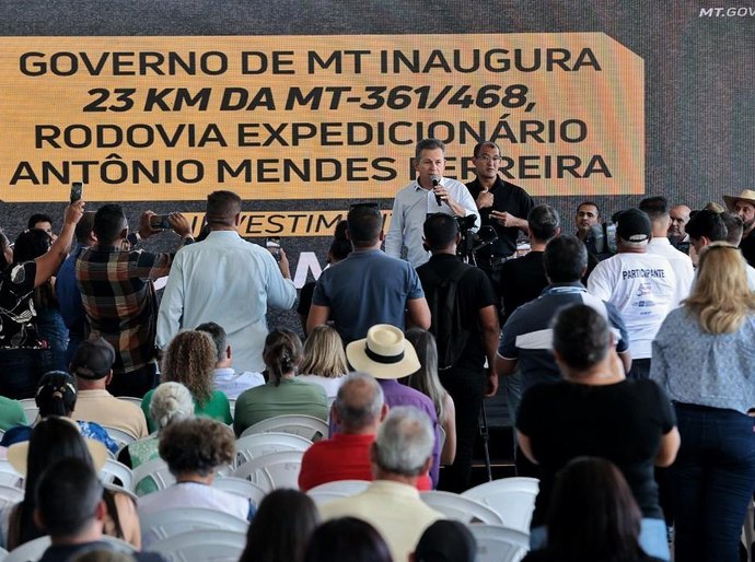 Governador lembra vida na roça e se emociona: 'Fazendo pelo povo o que gostaria de ter feito pelos meus pais'