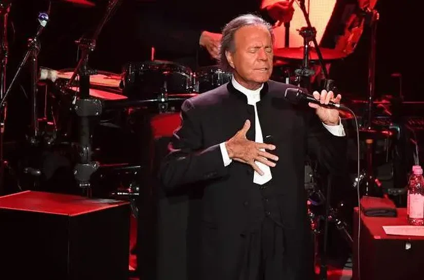 As acusações de abuso sexual que levaram o cantor Julio Iglesias a ser alvo de investigação na Espanha