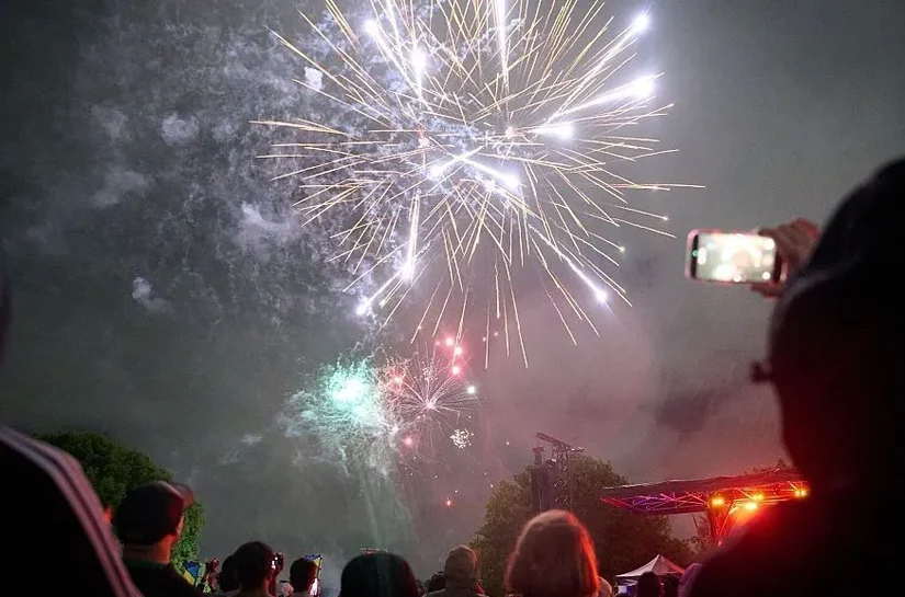 Já é Ano Novo: Países comemoram chegada de 2026; veja