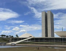 Direita avança no Congresso e garante vantagem em votações a partir de 2027