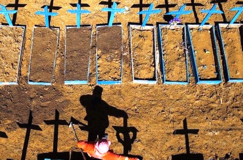 300 mil mortes por covid-19? Total já pode ter passado de 410 mil no Brasil, apontam pesquisadores