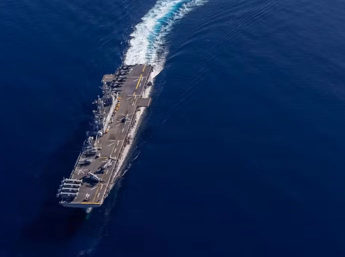 EUA enviam ao Oriente Médio navio de assalto anfíbio com 2.500 fuzileiros navais a bordo