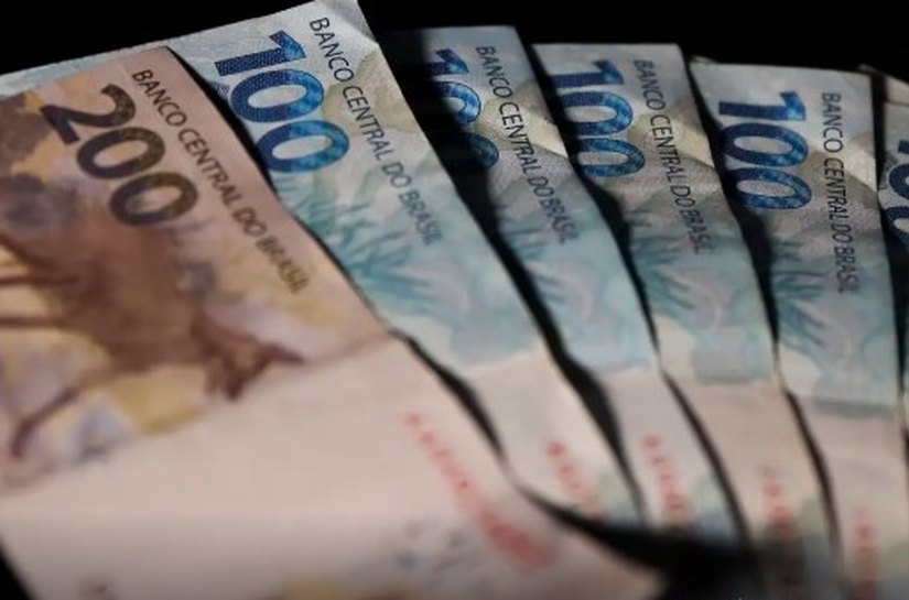 Salário mínimo passa para R$ 1.518 a partir desta semana