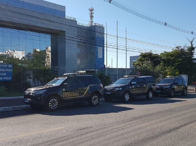 PF faz operação contra suspeita de corrupção na impressão de provas do Enem