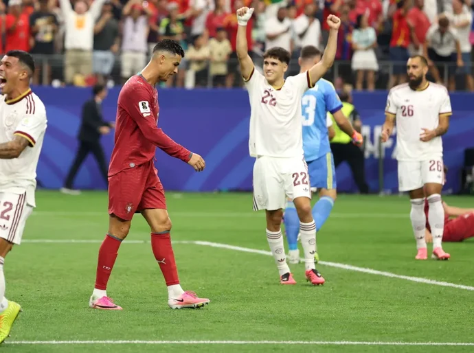 Espanha avança e elimina Portugal em adeus de Cristiano Ronaldo em Copas