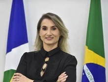 Governo exonera secretária Grasi Paes; adjunto assume Setasc