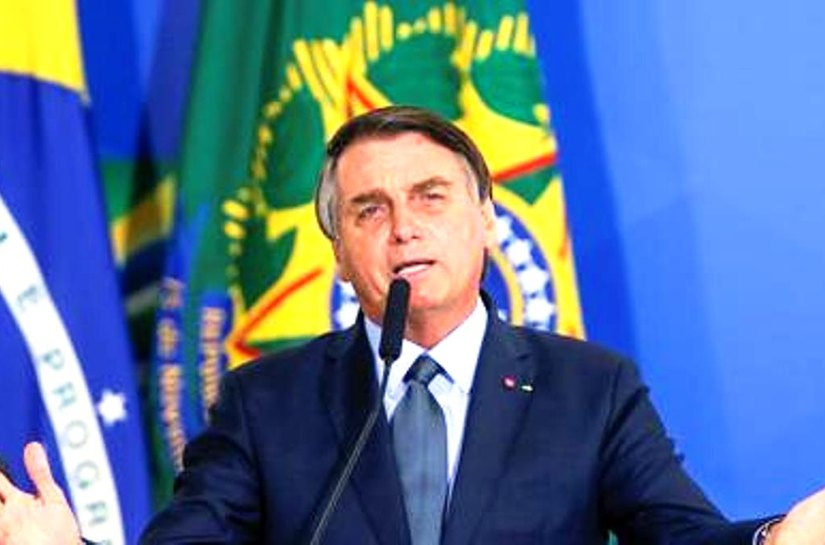 Apenas eu e Guedes temos palavra final na economia, diz Bolsonaro