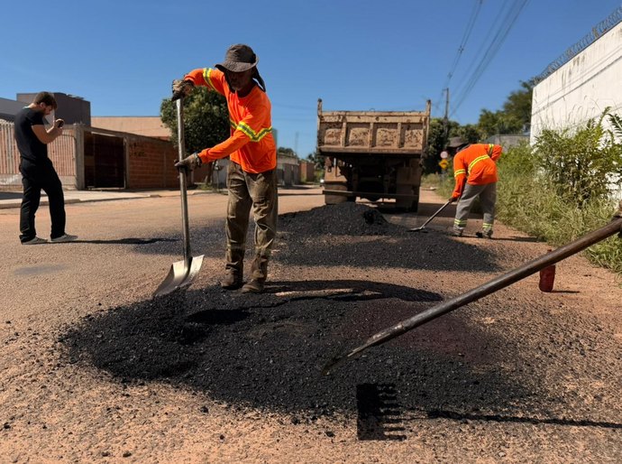 Prefeitura de Cuiabá recupera mais de 45 mil buracos em 2026 e amplia mutirão para a região Norte