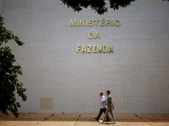 Aplicações financeiras terão alíquota única de IR de 17,5%