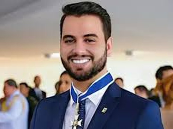 Prisão de Martins acontece após denúncia de militar por e-mail ao STF